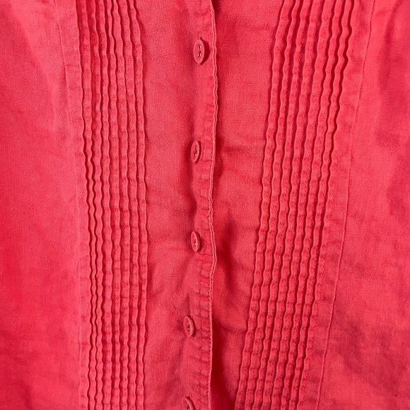 Richard Malcolm 100% linen blouse. Bright pink button down with 3/4 sleeves. - Picture 2 of 4